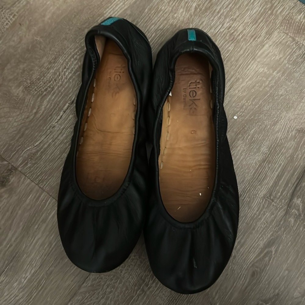 Tieks black flats size 6